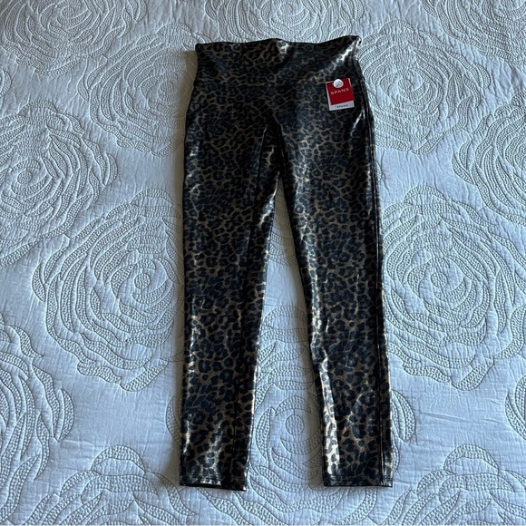 NWT - SPANX - Faux Leather Leopard Leggings in Leopard Shine - Picture 3 of 13